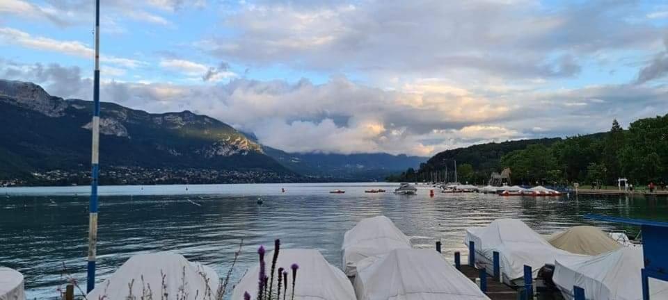 Hyper Centre Annecy Et Bord Du Lac Exteriér fotografie